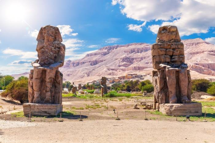 colossi of memnon - Egyptian Tour for Australian