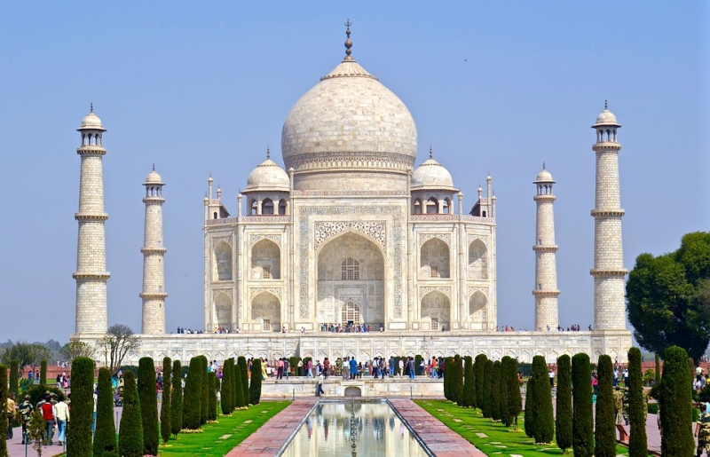 Vista al Palacio de Taj Mahal en Agra Vista al Palacio de Taj Mahal en Agra