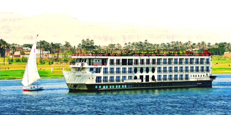 Round Trip Nile Cruise and Pyramids Round Trip Nile Cruise and Pyramids