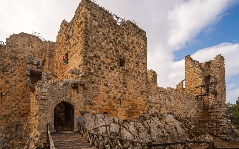 8 Day Jordan Private Tour – Amman, Jerash, Petra, Wadi Rum & Dead Sea