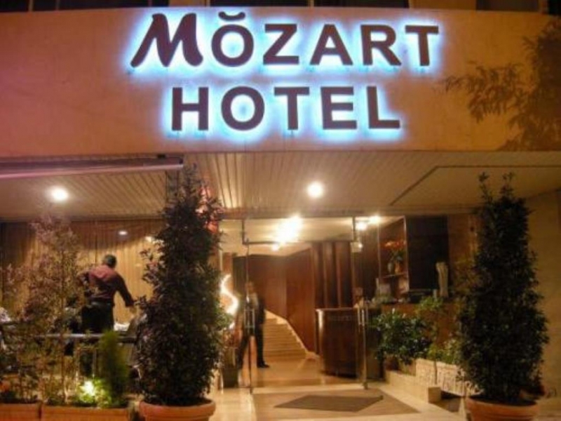 Mozart hotel lebanon