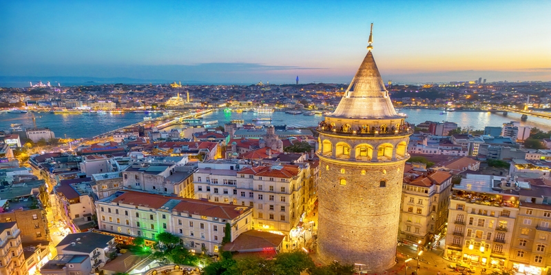 Torre y Puente de Galata Eminönü Torre y Puente de Galata Eminönü