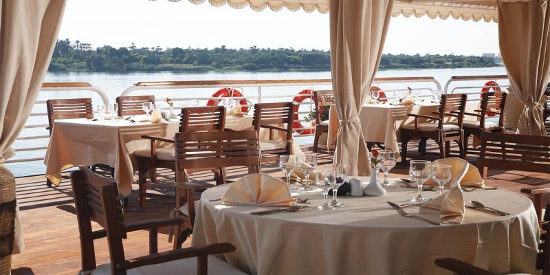 Luxury Cairo Nile cruise tour