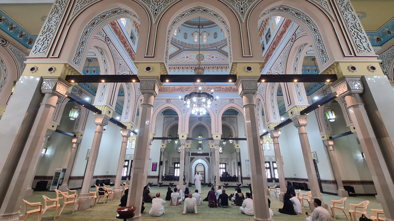 Jumeirah Mosque: A Cultural Landmark in Dubai Jumeirah Mosque: A Cultural Landmark in Dubai