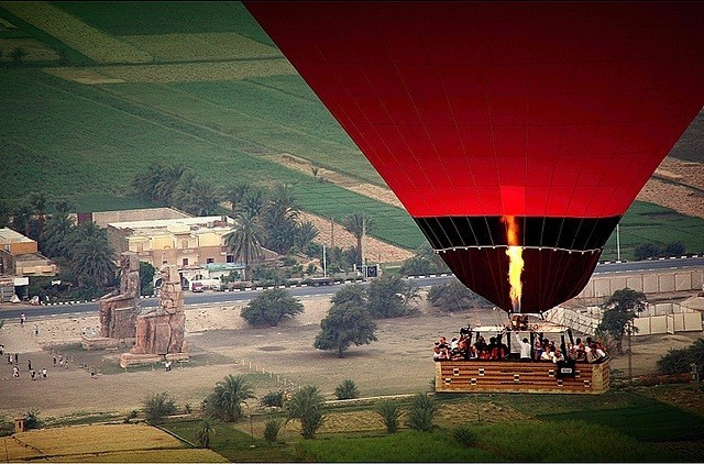 Mongolfiera nel Cielo di Luxor Mongolfiera nel Cielo di Luxor