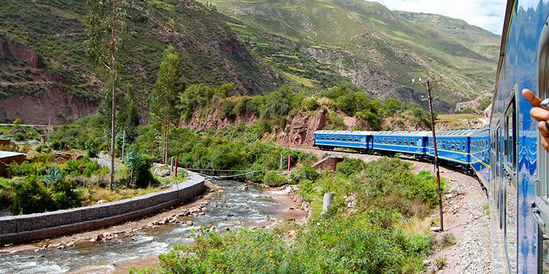 Aguas Calientes: Embracing the Warmth of Peru