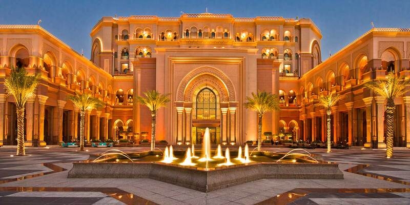 El palacio de los emiratos El palacio de los emiratos