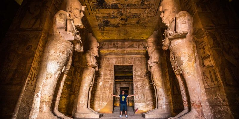 معلومات عن معبد أبو سمبل في مصر
