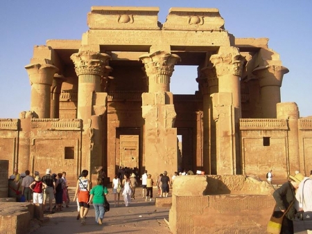 Tagesausflug nach Edfu & Kom Ombo