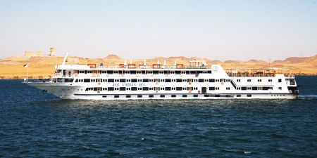 Croisière Sur Le Gigantesque Lac Nasser 