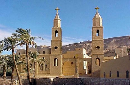 Landausflug zum Antonius- und Paulus-Kloster