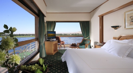 Sonesta St. George Hotel