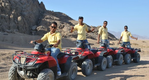 Quad dans le Désert à Hurghada : Excursion et Dîner Bédouin