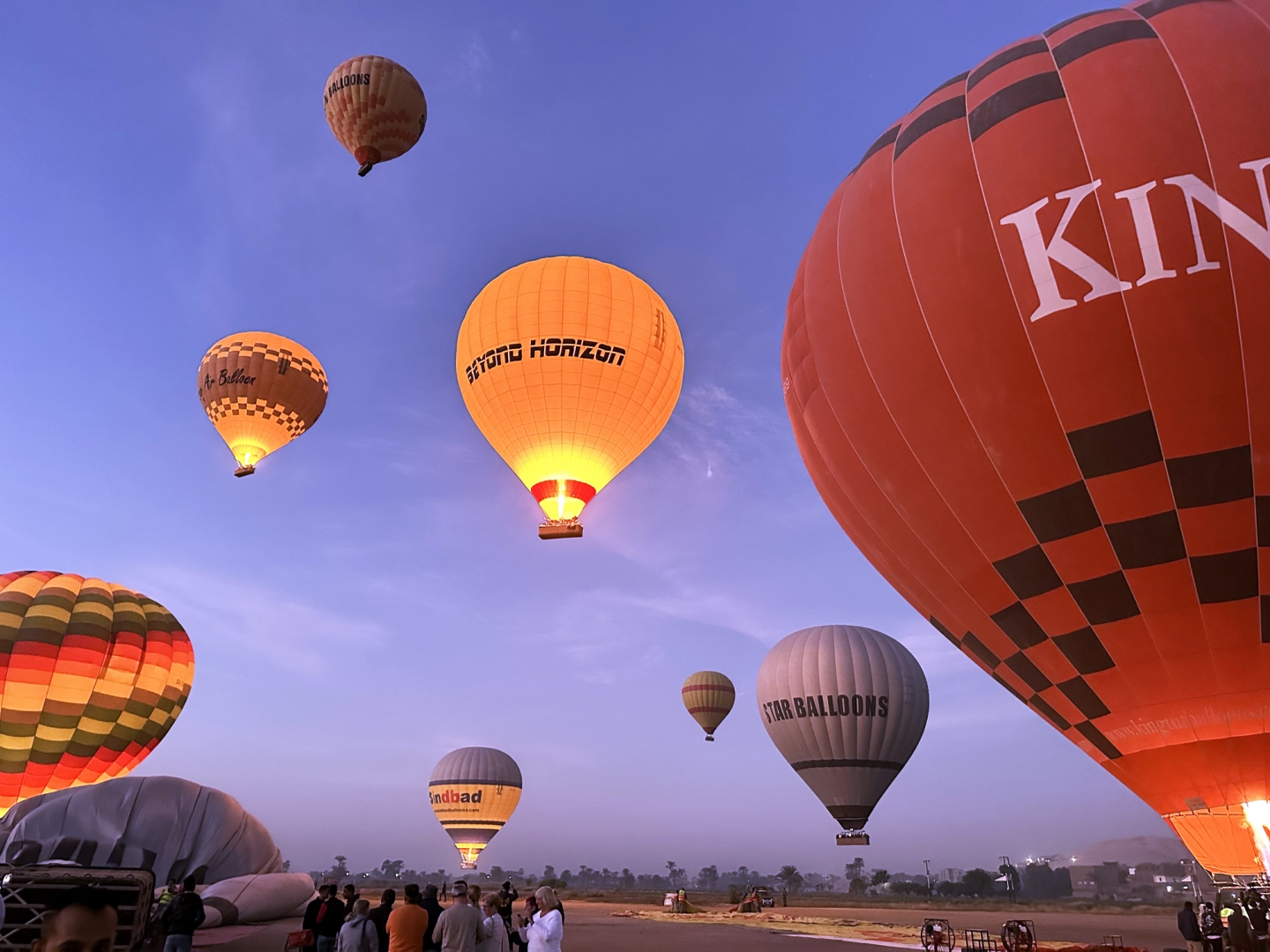 Luxor Ballonfahrt: Heißluftballon in Ägypten 