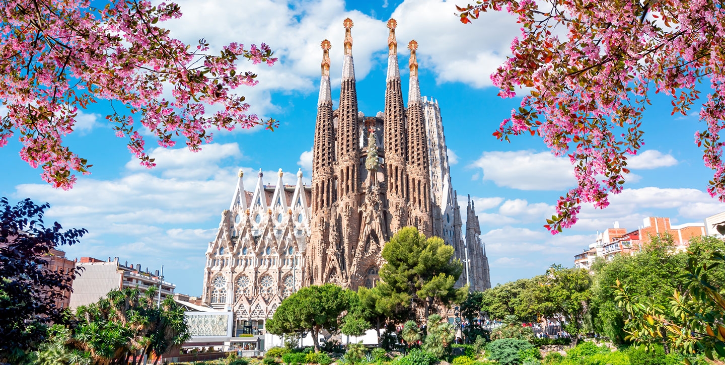 La Sagrada Familia: La Visión Espiritual de un Genio
