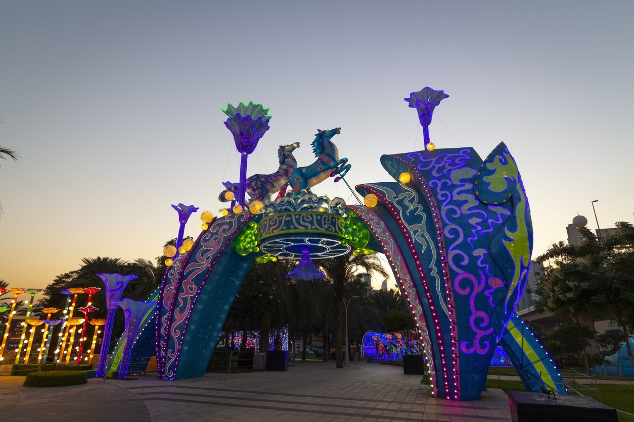 Dubai Garden Glow: O Guia Definitivo Para Uma Noite Encantada em 2025
