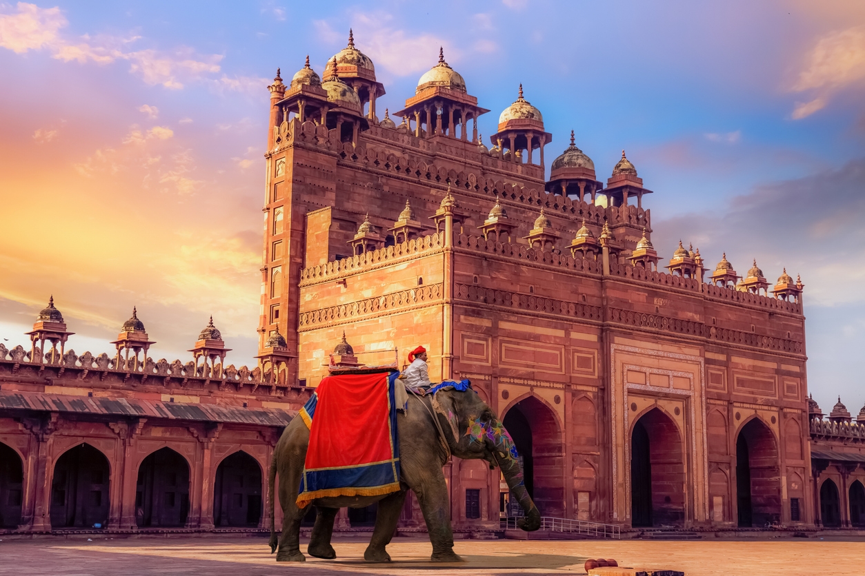 Fatehpur Sikri: Os Segredos da Cidade Abandonada que Ninguém te Contou