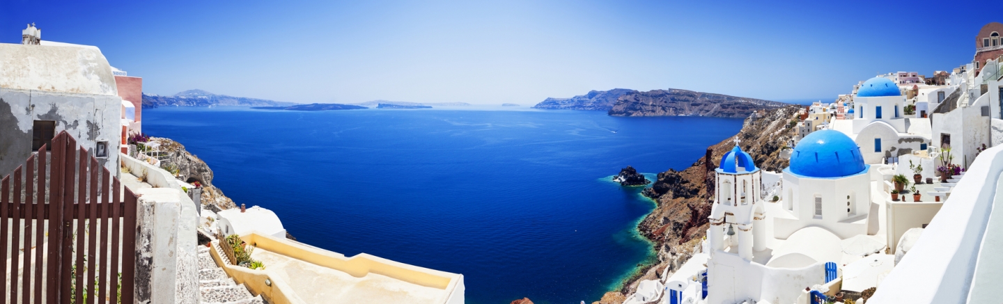 The Perfect First-Timer's Guide to Santorini Greece