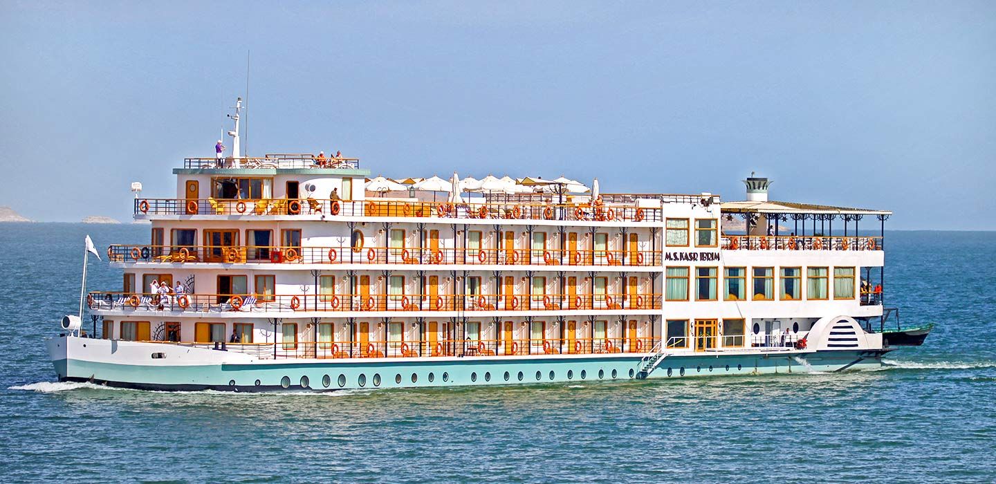 Lake Nasser Cruises